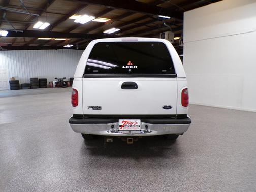 Oxford White 2002 Ford F-150 XLT SuperCrew