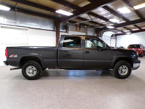 Black 2005 Chevrolet Silverado 2500 LS H/D Crew Cab