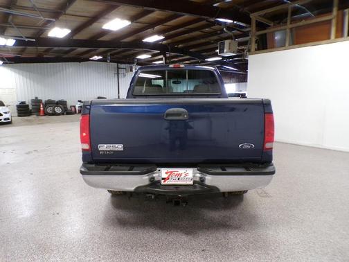 2005 Ford F-250 Lariat