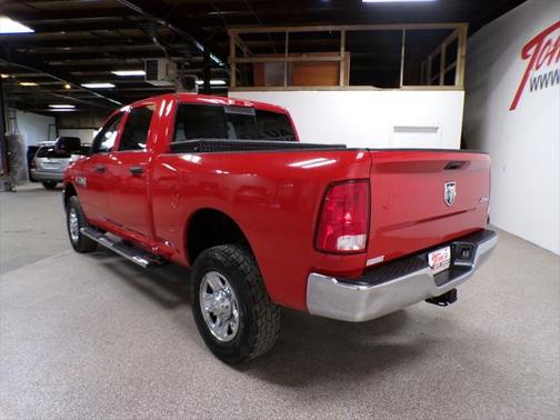 2018 RAM 2500 Tradesman Crew Cab 4x4 6'4' Box