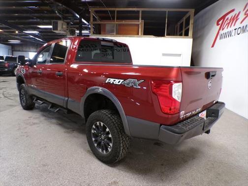 2017 Nissan Titan XD SV