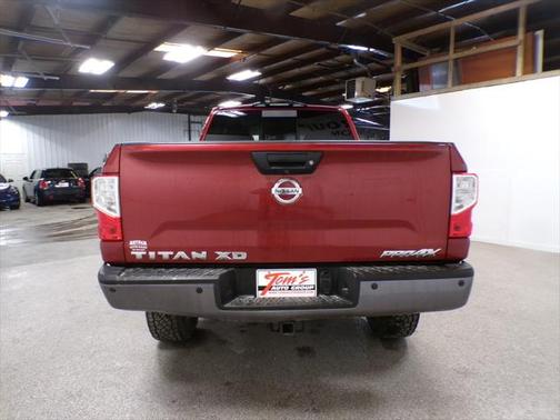 2017 Nissan Titan XD SV