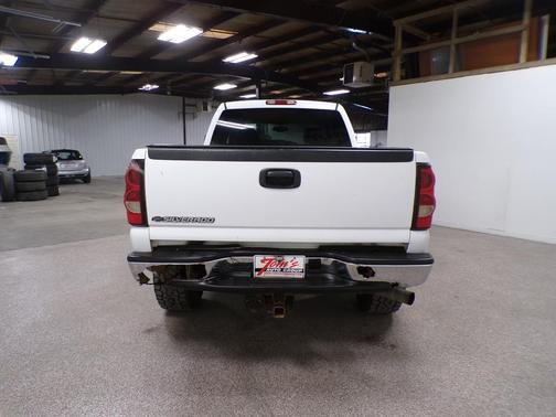 2007 Chevrolet Silverado 2500 LT1 H/D Crew Cab