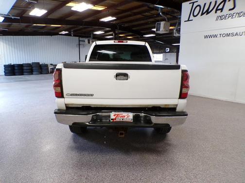 Summit White 2006 Chevrolet Silverado 2500 LT1 H/D Crew Cab