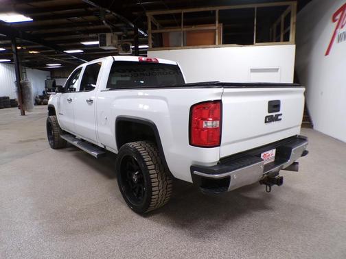 2017 GMC Sierra 2500 SLT