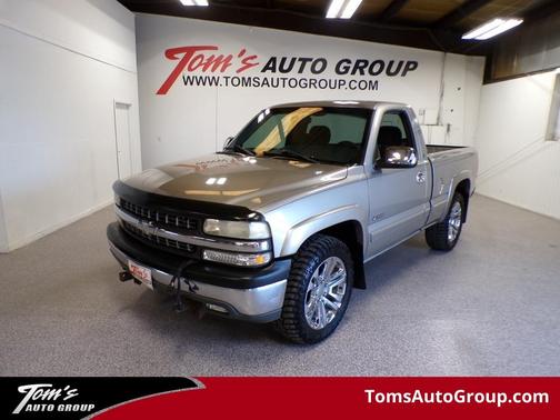 Medium Sunset Gold Metallic 2000 Chevrolet Silverado 1500 LS