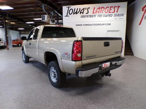 Sandstone Metallic 2005 Chevrolet Silverado 2500 LS H/D Extended Cab