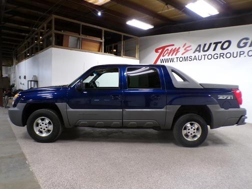 Indigo Blue Metallic 2002 Chevrolet Avalanche 1500