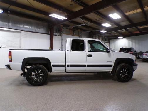 2001 Chevrolet Silverado 2500 LT Extended Cab