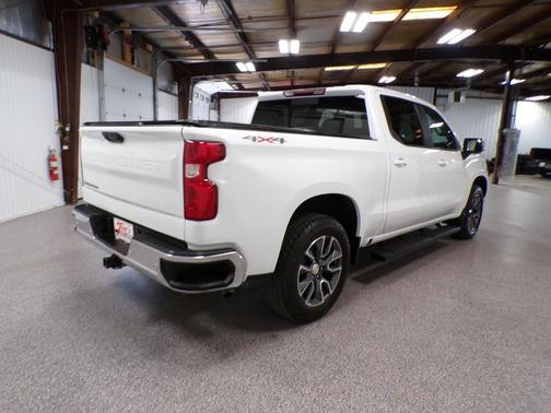 White 2023 Chevrolet Silverado 1500 LT