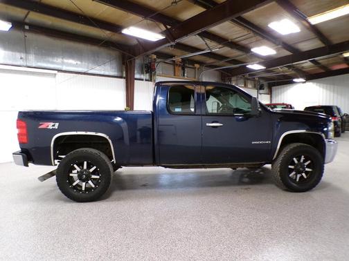 Blue Granite Metallic 2009 Chevrolet Silverado 2500 LT H/D Extended Cab