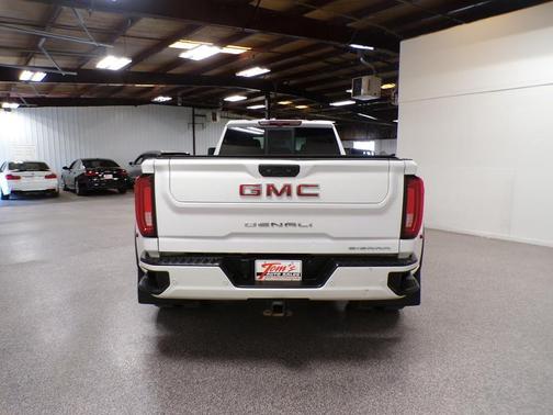 White 2022 GMC Sierra 3500 Denali