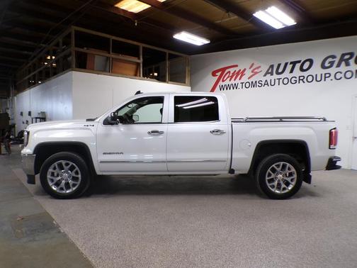 2017 GMC Sierra 1500 SLT