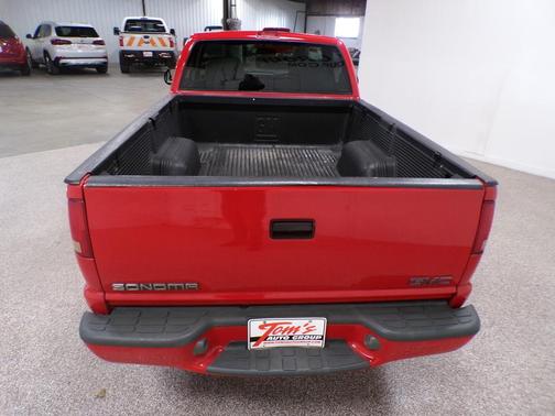 Cherry Red Metallic 1998 GMC Sonoma
