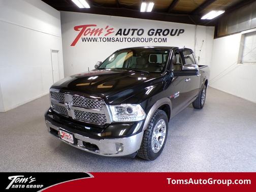 Black 2018 RAM 1500 Laramie