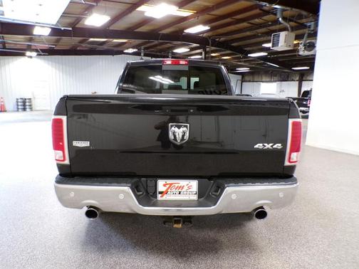 Black 2018 RAM 1500 Laramie