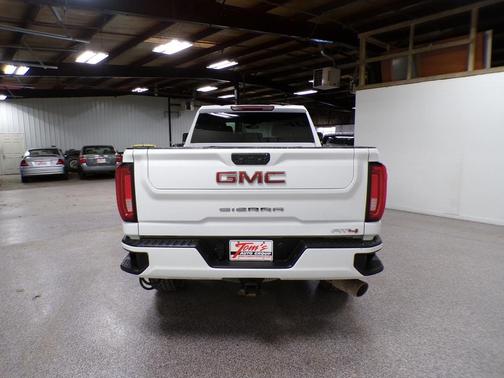 2022 GMC Sierra 2500 AT4