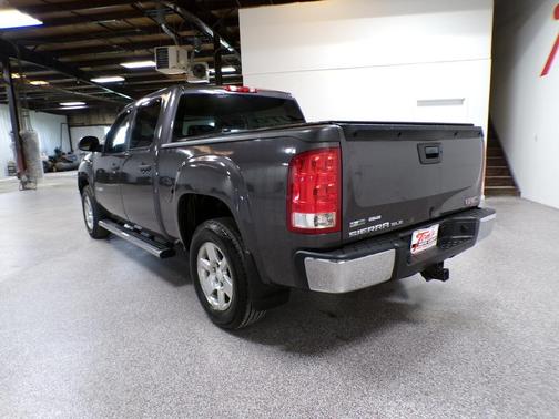 Stealth Gray Metallic 2010 GMC Sierra 1500 SLE