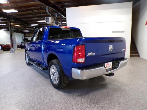 Blue Streak Pearlcoat 2017 RAM 1500 Big Horn