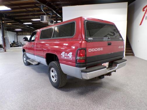 Red Metallic 1999 Dodge Ram 1500