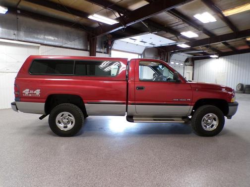 Red Metallic 1999 Dodge Ram 1500