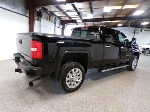 2015 GMC Sierra 2500 Denali