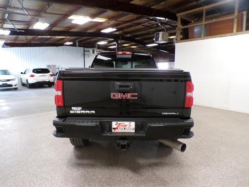 2015 GMC Sierra 2500 Denali