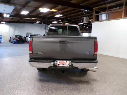 2004 Ford F-250 XLT