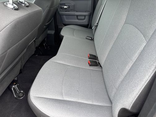 Bright White Clearcoat 2024 RAM 1500 Classic SLT