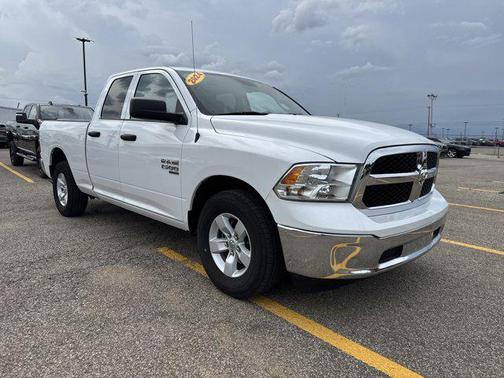 Bright White Clearcoat 2024 RAM 1500 Classic SLT