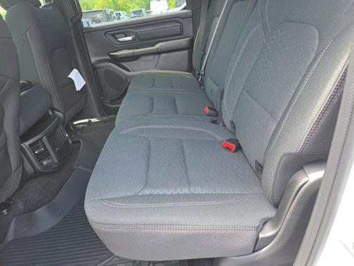 Bright White Clearcoat 2026 RAM 1500 Warlock Crew Cab 4x4 5'7' Box