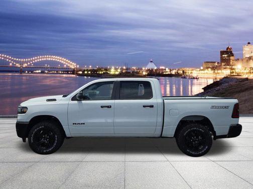 Bright White Clearcoat 2026 RAM 1500 Warlock Crew Cab 4x4 5'7' Box