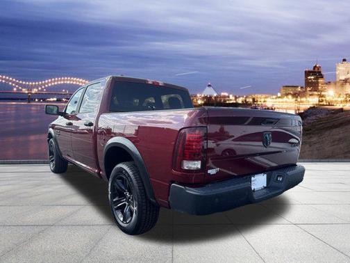 2024 RAM 1500 Classic Warlock Crew Cab 4x4 5'7' Box