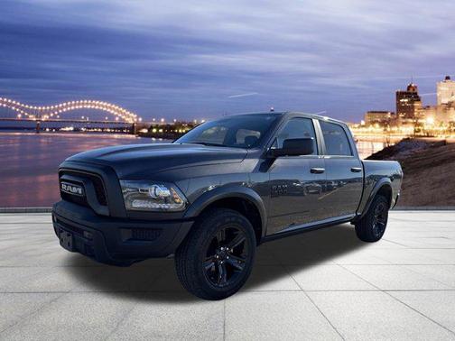 2024 RAM 1500 Classic Warlock Crew Cab 4x4 5'7' Box