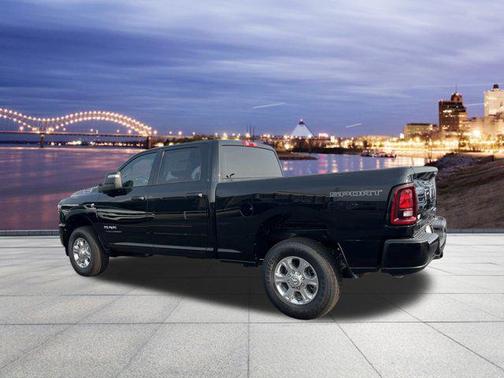 2025 RAM 2500 Big Horn Crew Cab 4x4 6'4' Box