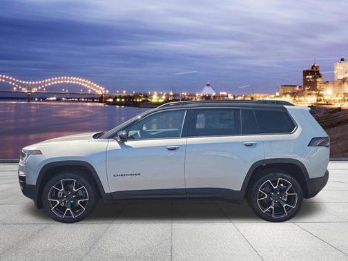 Silver Zynith Clearcoat 2026 Jeep Cherokee Overland