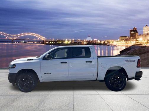 2025 RAM 1500 Warlock Crew Cab 4x4 5'7' Box