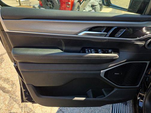 High Gloss Black 2026 Jeep Grand Wagoneer Limited Reserve 4x4
