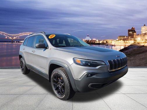 2020 Jeep Cherokee Trailhawk