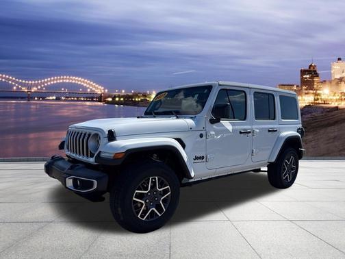 Bright White Clearcoat 2025 Jeep Wrangler 4-Door Sahara 4x4