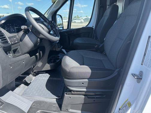 2025 RAM ProMaster 2500 Tradesman