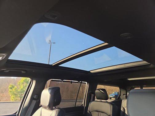 2025 Jeep Wagoneer L Series I 4x2