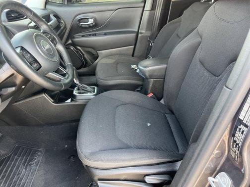 2020 Jeep Renegade Altitude
