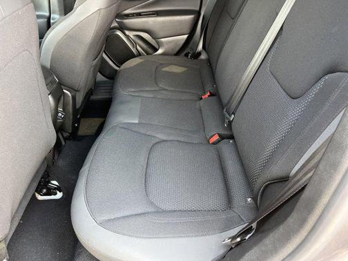 2020 Jeep Renegade Altitude