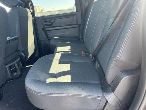 2025 RAM 2500 Tradesman Crew Cab 4x4 6'4' Box