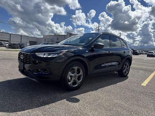 '' 2025 Ford Escape ST-Line