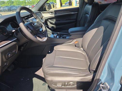 steel blue 2026 Jeep Grand Cherokee Limited