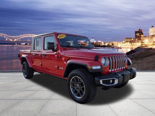 2023 Jeep Gladiator Overland