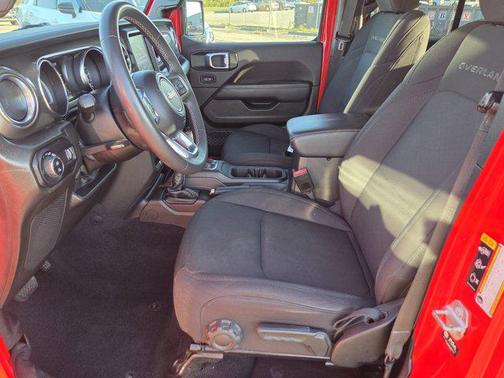 2023 Jeep Gladiator Overland