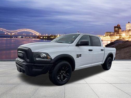 2024 RAM 1500 Classic Warlock Crew Cab 4x2 5'7' Box